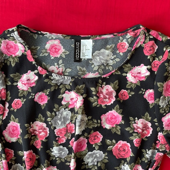 H&M Floral Dress Size US 2 - Picture 2 of 10